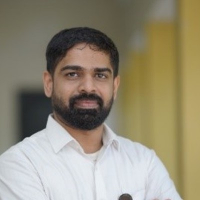 Dr. Vivek Ramakrishnan